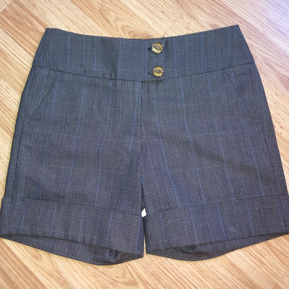 Johnson Wool Silk Cuffed Mini Houndstooth Shorts sz 4